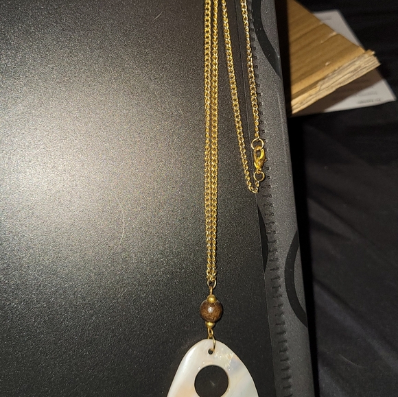 Brown, Tan, Gold Necklaces,  Bundle deal (2) - Picture 5 of 8